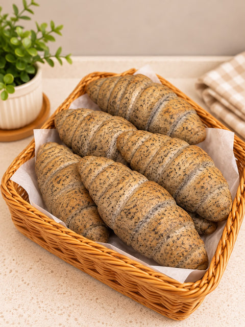 Black Sesame Shio Pan