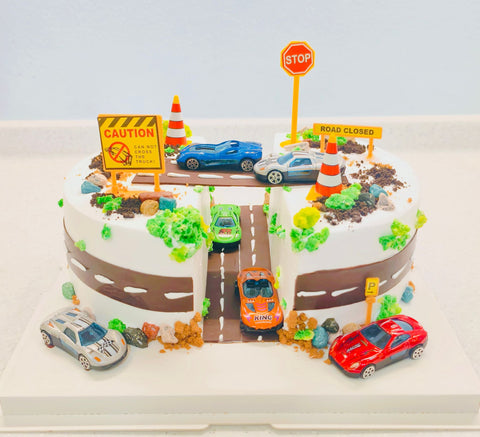 CARS ON HIGHWAY (8 INCH)