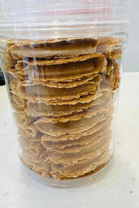 Triangle Peanut Kapet